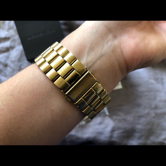 Michael Kors Oversized boyfriend watch - Picture 6 of 7
